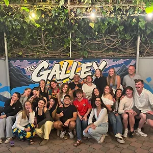 https://the-galley-hostel.albaniahotels.org